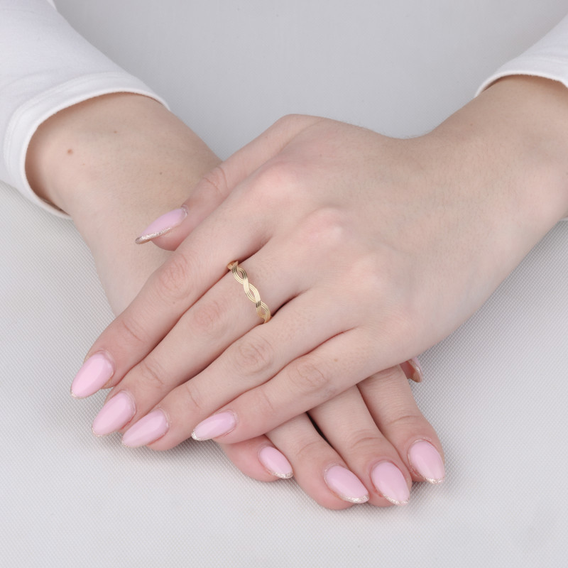 Pierścionek złoty warkocz