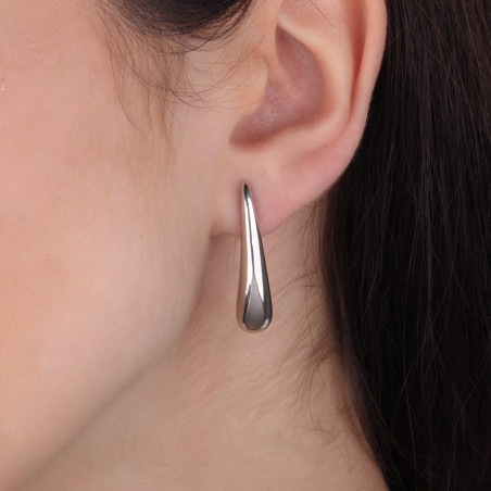 Kolczyki srebrne viralowe podłużna kropla