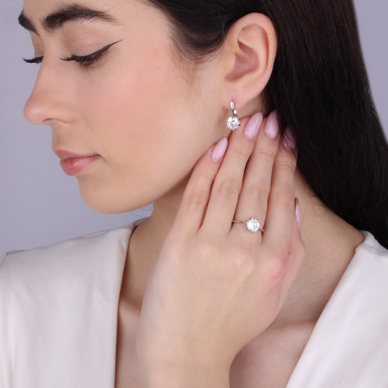 Pierścionek srebrny soliter z białą cyrkonią