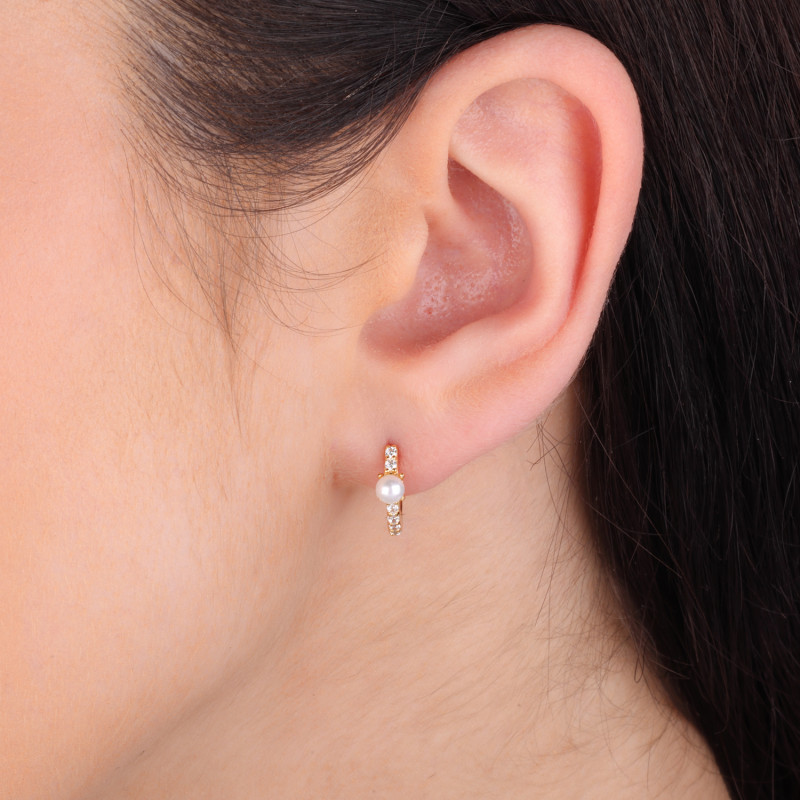 Kolczyki pozłacane kółko z cyrkoniami i perłą