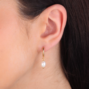 Kolczyki pozłacane kółka z owalną perłą