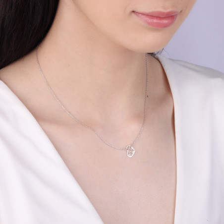 Naszyjnik srebrny z ażurowym sercem