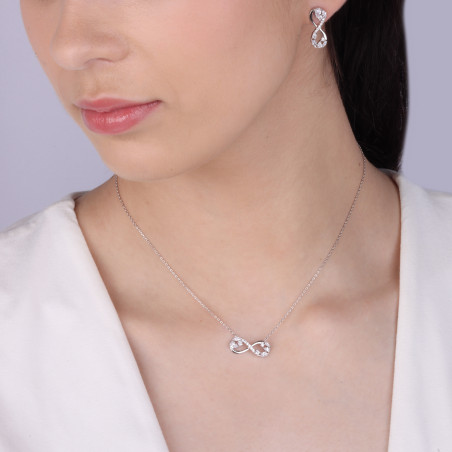 Kolczyki srebrne infinity z białymi cyrkoniami