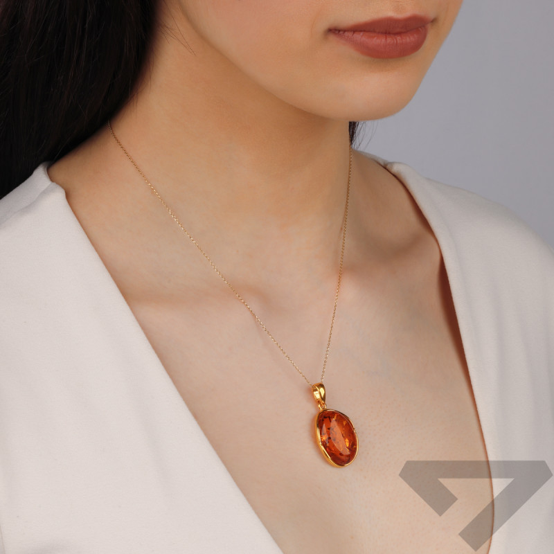 Zawieszka srerbna pozłacana owalny bursztyn koniakowy próba 925