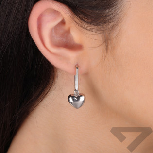Kolczyki srebrne z wiszącym sercem