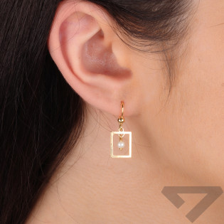 Kolczyki pozłacane z perłą w prostokącie