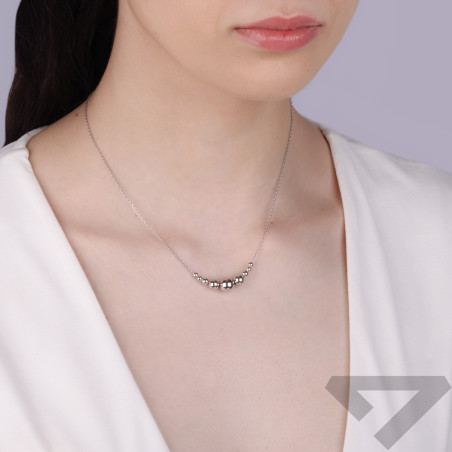 Naszyjnik srebrny z gładkimi kulkami