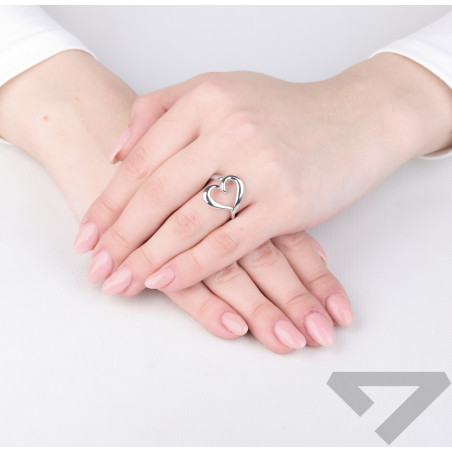Pierścionek srebrny z sercem