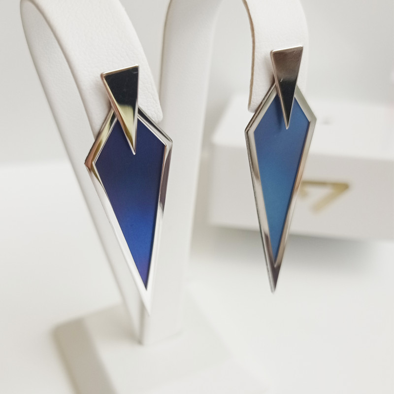 Kolczyki srebrne deltoid ramka z tytanem/sztyft próba 925