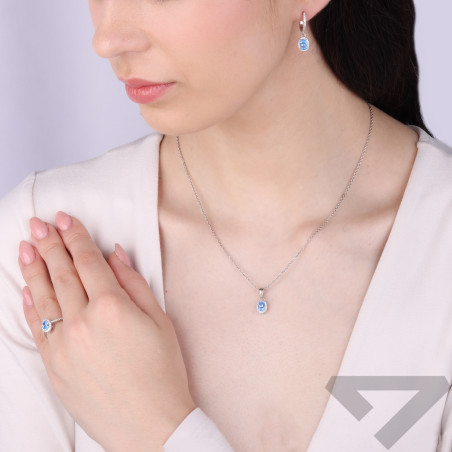 Komplet srebrny kolczyki i zawieszka markiza z niebieską cyrkonią