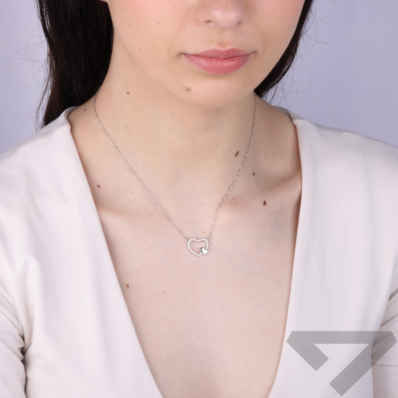 Naszyjnik srebrny serce z cyrkoniami