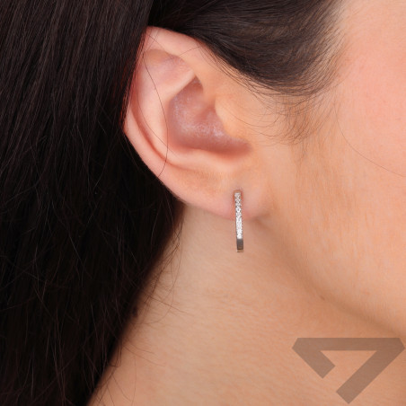 Kolczyki srebrne przecinki z białymi cyrkoniami