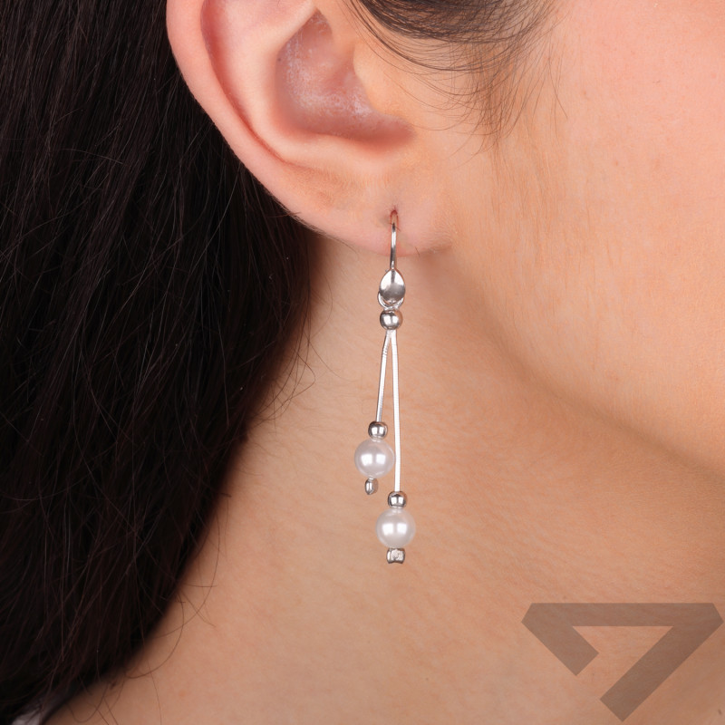 Kolczyki srebrne wiszące z perłami