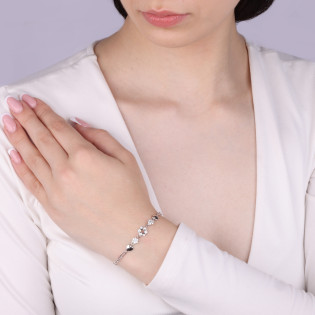 Bransoleta srebrna z gwiazdką i sercami z cyrkoniami