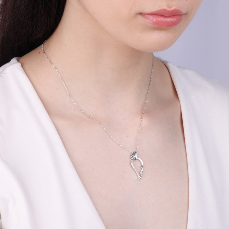 Naszyjnik srebrny skrzydło z cyrkoniami