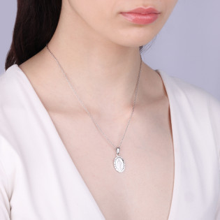 Medalik srebrny Niepokalana w owalu