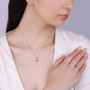 Pierścionek zaręczynowy z tanzanitem i diamentami