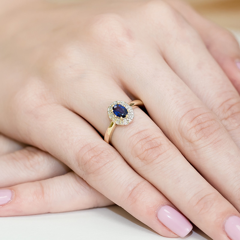 Pierścionek złoty z szafirem i diamentami BE W-304 SA owal Markiza próba 585