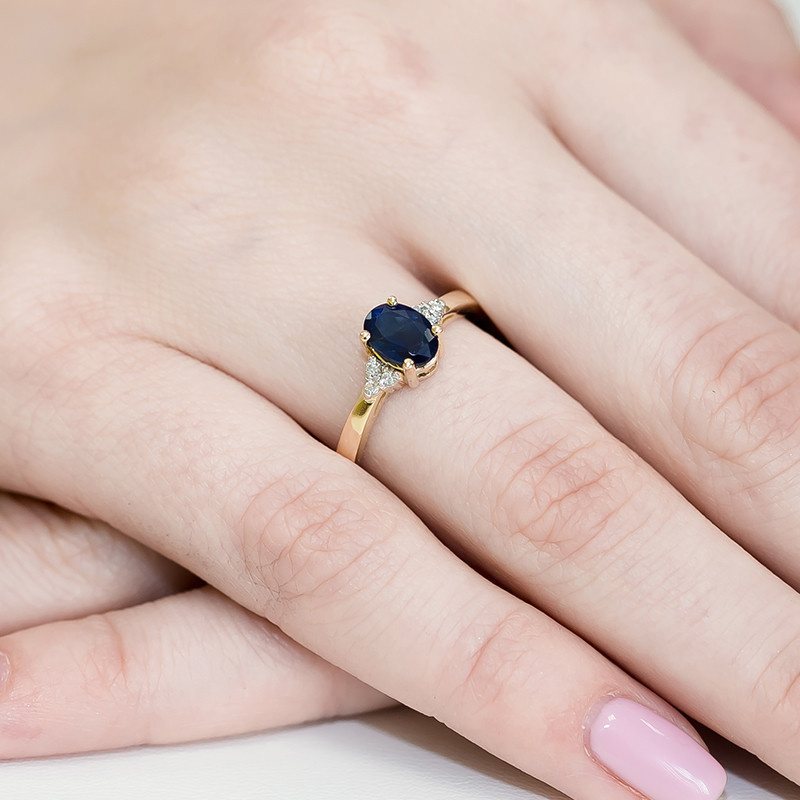 Pierścionek złoty z szafirem i diamentami BE W-308 SA próba 585