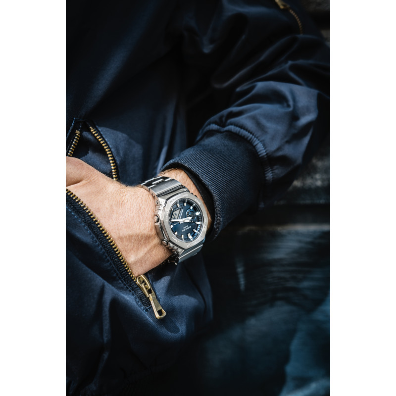 Zegarek Casio G-Shock GM-2110D-2BER