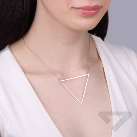 Naszyjnik srebrny trójkąt ramka próba 925