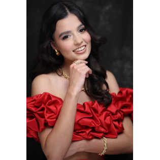 Kolczyki srebrne pozłacane krople zaprezentowane na finalistce Miss Polski 2025 Oliwii Kondrackiej