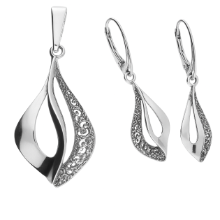 Komplet srebrny kolczyki i zawieszka z ażurową kroplą