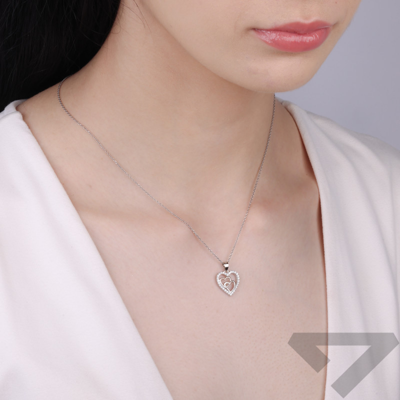 Wisiorek podwójne dwa serca w serduszku z cyrkoniami