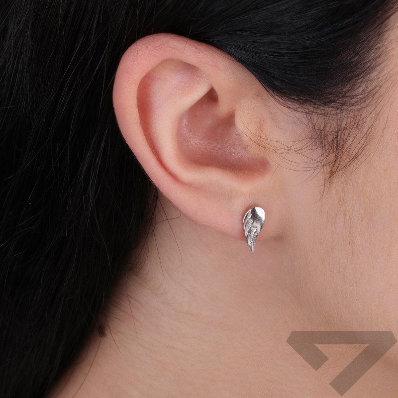 Kolczyki srebrne skrzydła zapinane na sztyft