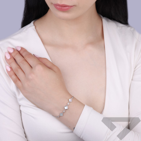 Bransoleta srebrna koniczyna z cyrkoniami i masą perłową