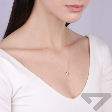 Naszyjnik złoty z naturalnym zielonym kwarcem prasiolitem