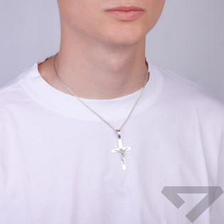 Krzyżyk srebrny gładki z wizerunkiem Pana Jezusa