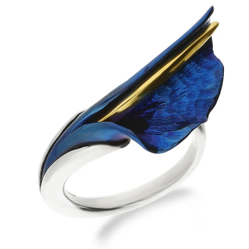 Pierścionek tytanowy liść boczny