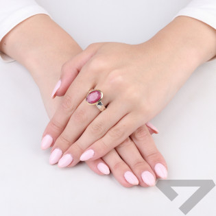 Pierścionek metaloplastyka z brassem wysadzany naturalnym rubinem