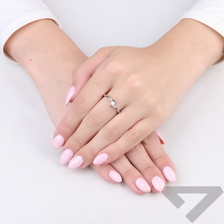 Pierścionek Mariage z opalem białym jubilerskim