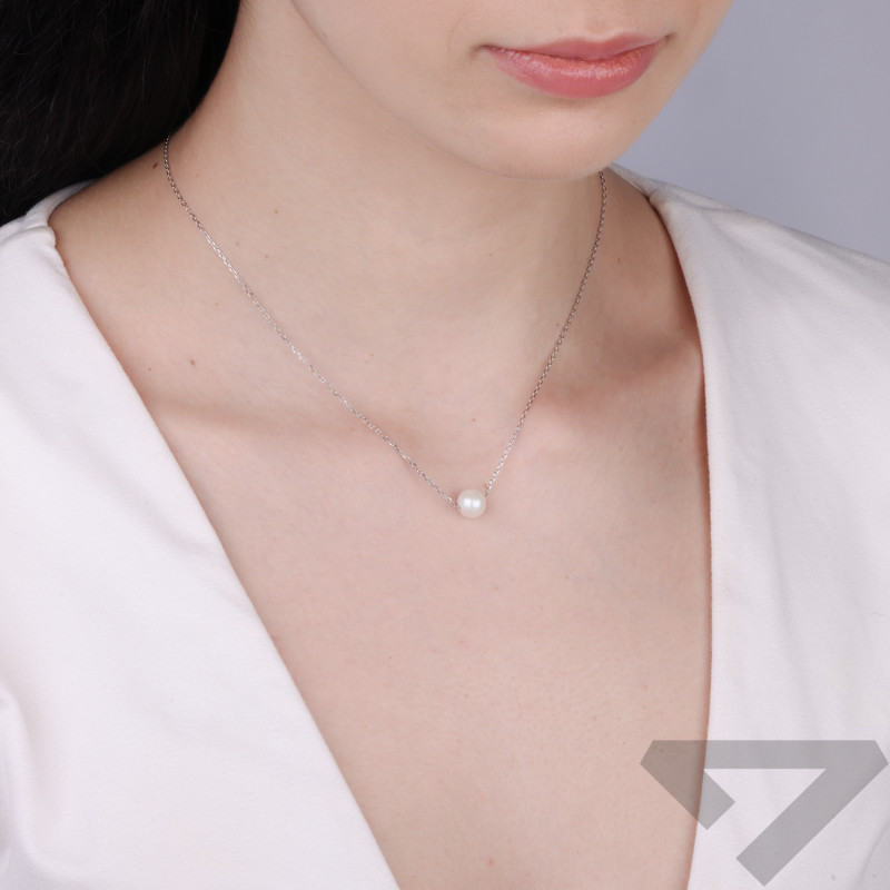 Naszyjnik srebrny z naturalną perłą
