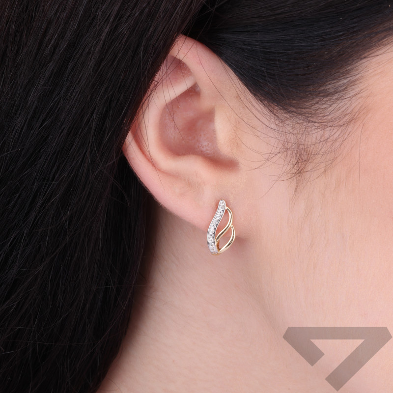 Kolczyki złote ażurowe skrzydło z białymi cyrkoniami