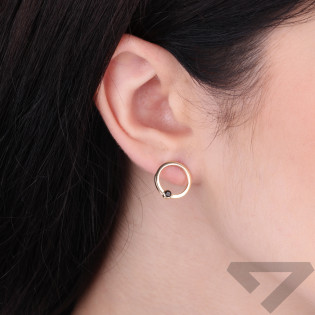 Kolczyki kółko ramka z czarną cyrkonią