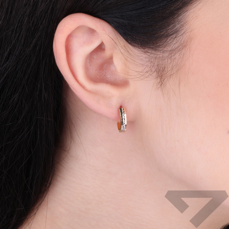 Kolczyki złote grawerowane trzy kolory