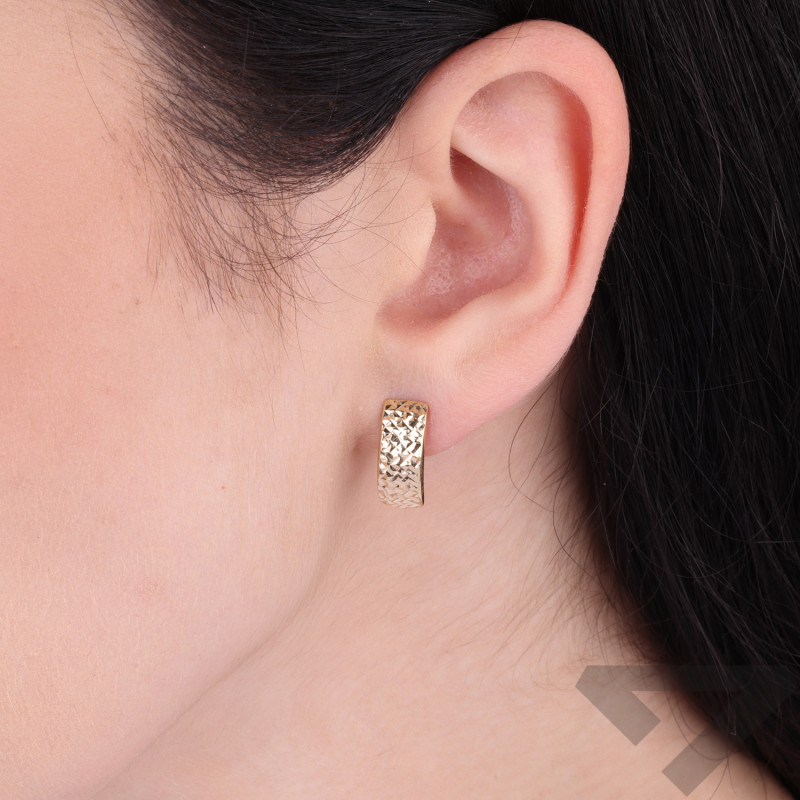 Kolczyki blaszki złote grawerowane