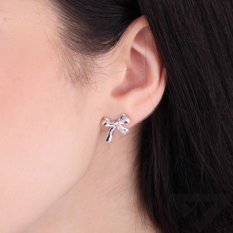 Kolczyki srebrne kokarda blask