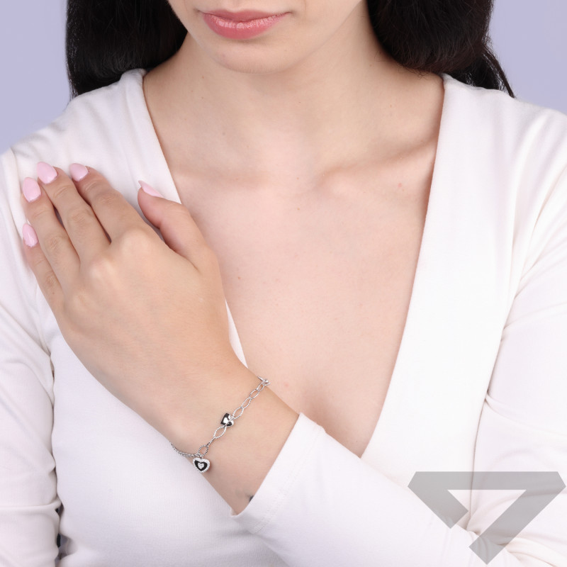 Bransoleta srebrna z wiszącymi sercami