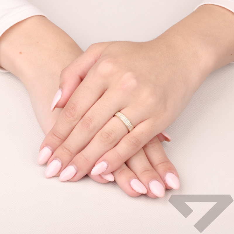 Pierścionek złoty rings z trzema rzędami białych cyrkonii