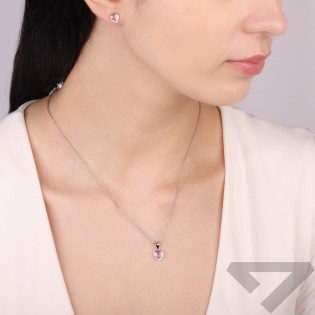 Komplet srebrnej biżuterii kolczyki i zawieszka z motywem serca i cyrkonią różową