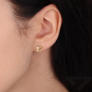 Kolczyki złote przestrzenne grawerowane z motylkami