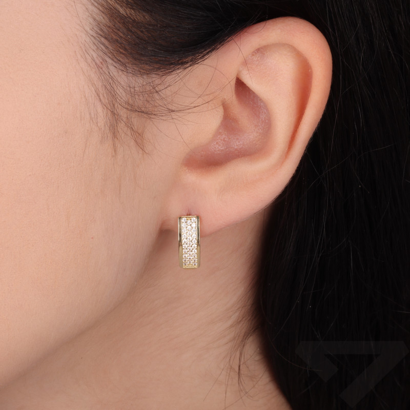 Kolczyki złote blaszka z trzema rzędami cyrkonii