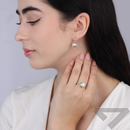 Kolczyki srebrne z naturalnymi perłami 6 mm