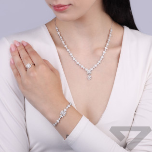 Pierścionek srebrny prostokąt z cyrkoniami bagiety