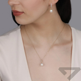 Zawieszka złota biała perła z diamentami