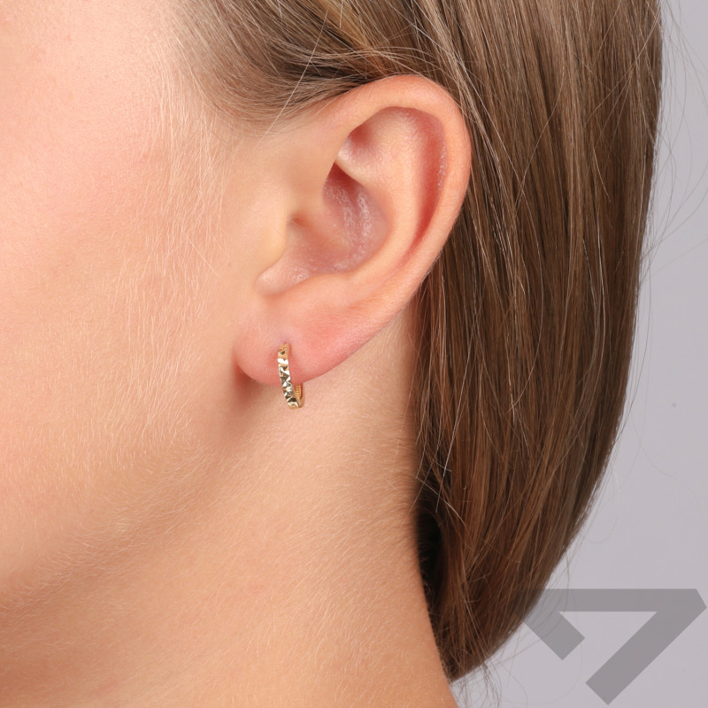 Kolczyki złote kółka grawerowane na zatrzask próba 585